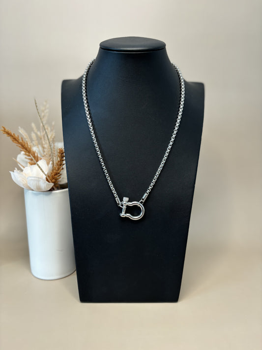 Horse Shoe Necklace