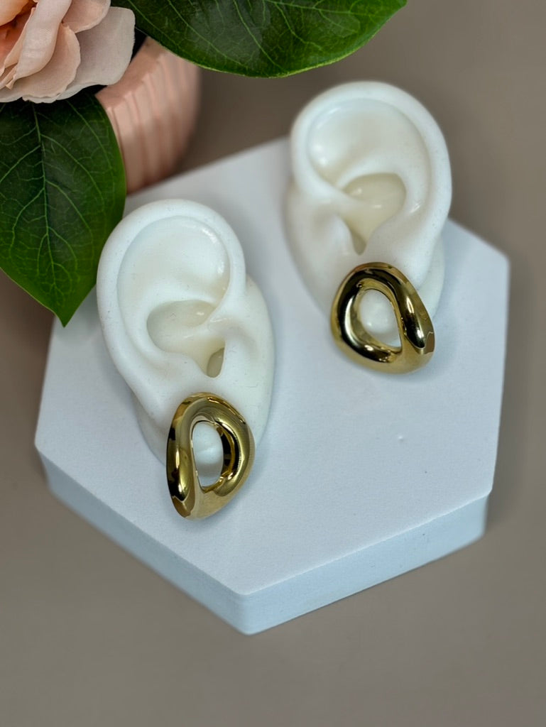 Audrey Earrings - Stainless Steel & 18K Gold Plated - Stud Style - Circle Design - Gold