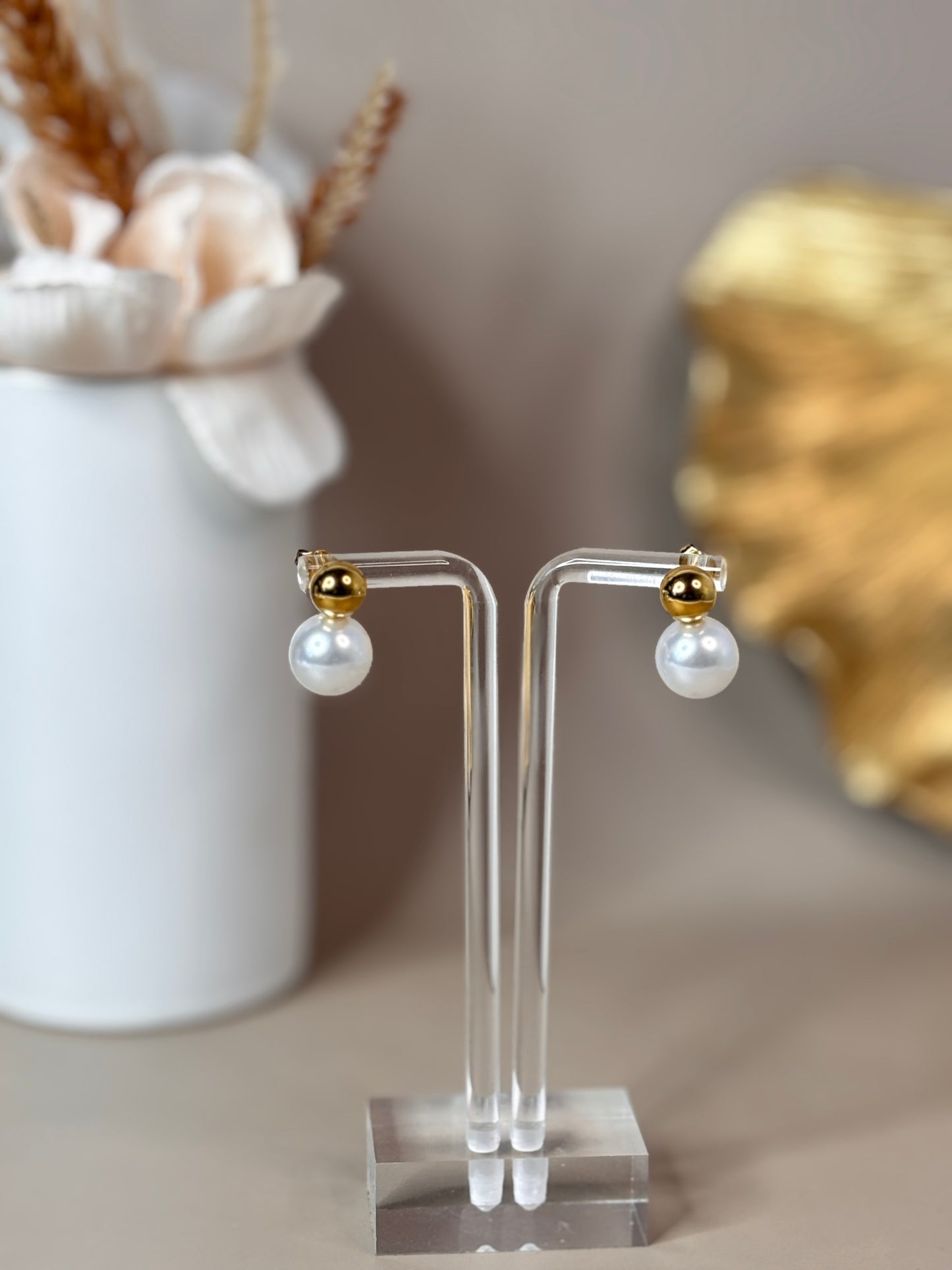 Perla Dorada Earrings - Gold and pearl bead - Stainless Steel and 18K Gold Plated - Double Tone