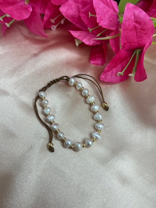 Galia Pearl Bracelet