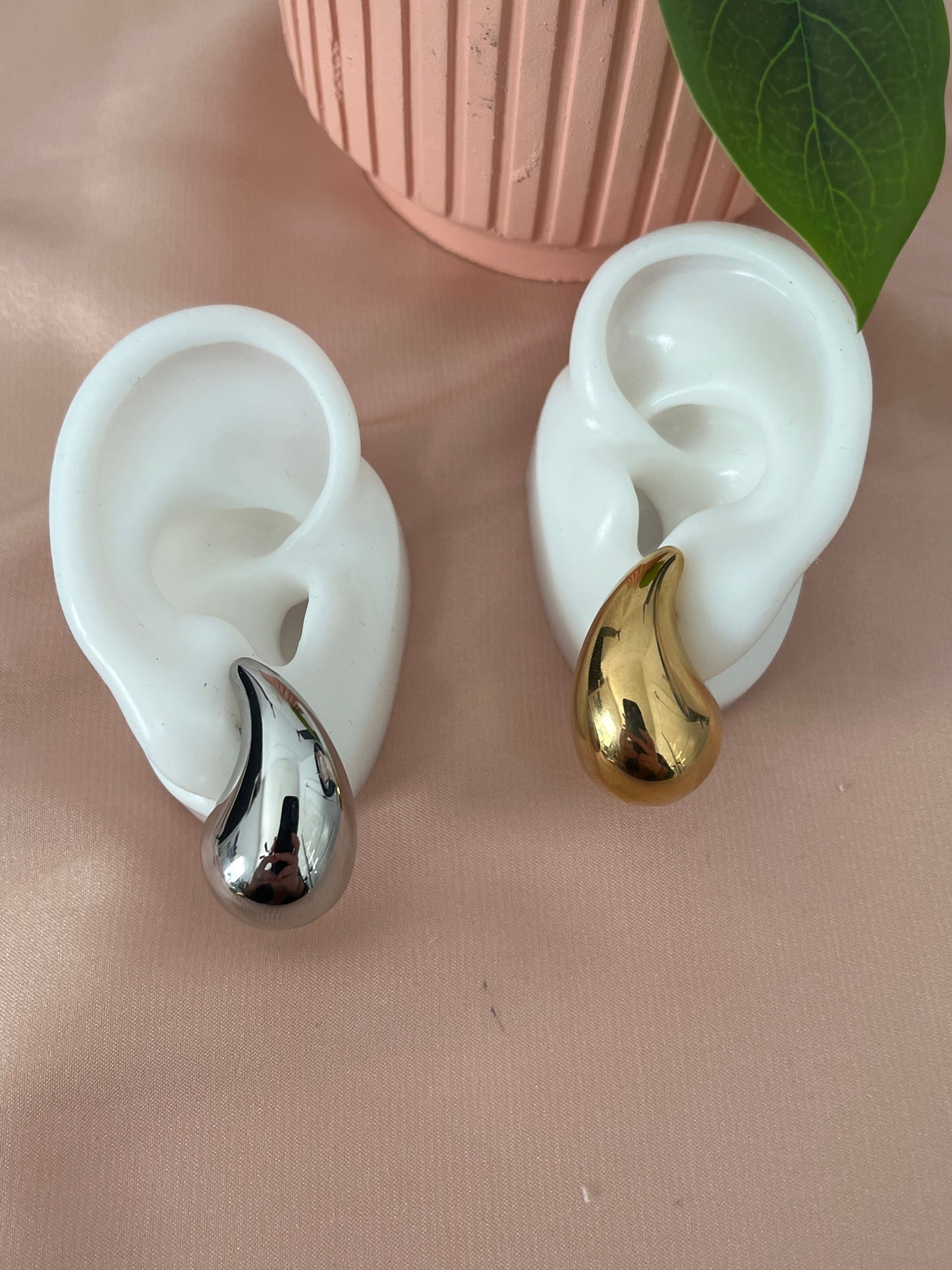 Drop Earrings - Stainless Steel & 18K gold plated - Drop Style - Gold and Silver