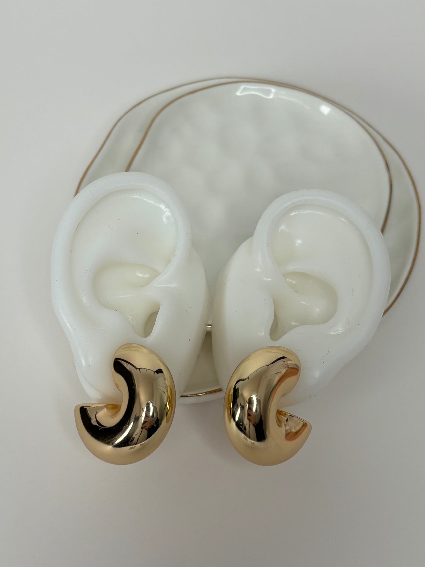 C Elegance Earrings - Alloy - C shape - Hoop Style - Silver