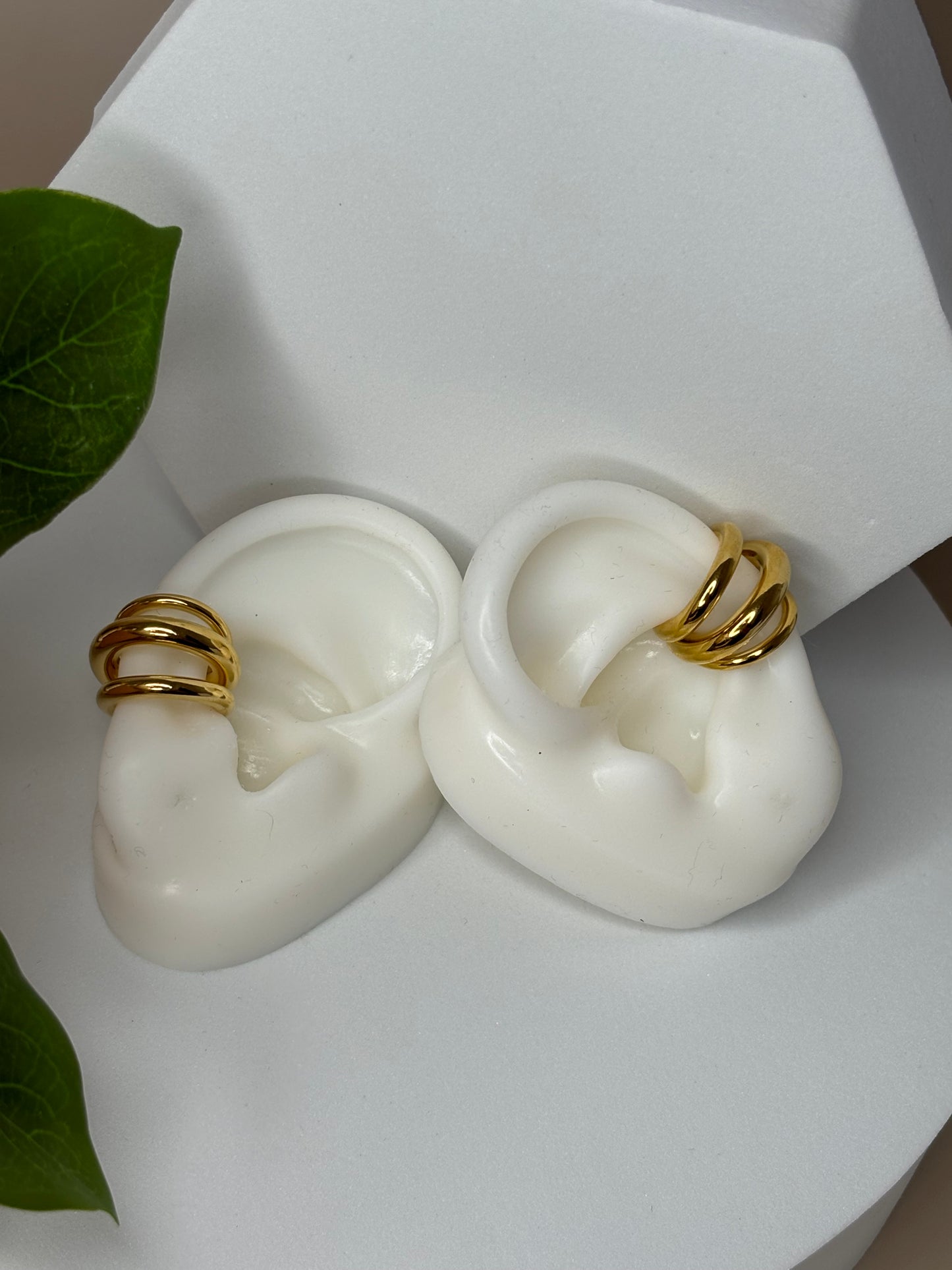 Aura Ear Cuff - 3 Lines - Gold - 1 Piece