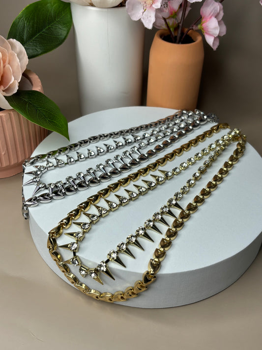 Lavigne punk style iron necklace with rhinestone inlays in gold and silver.
