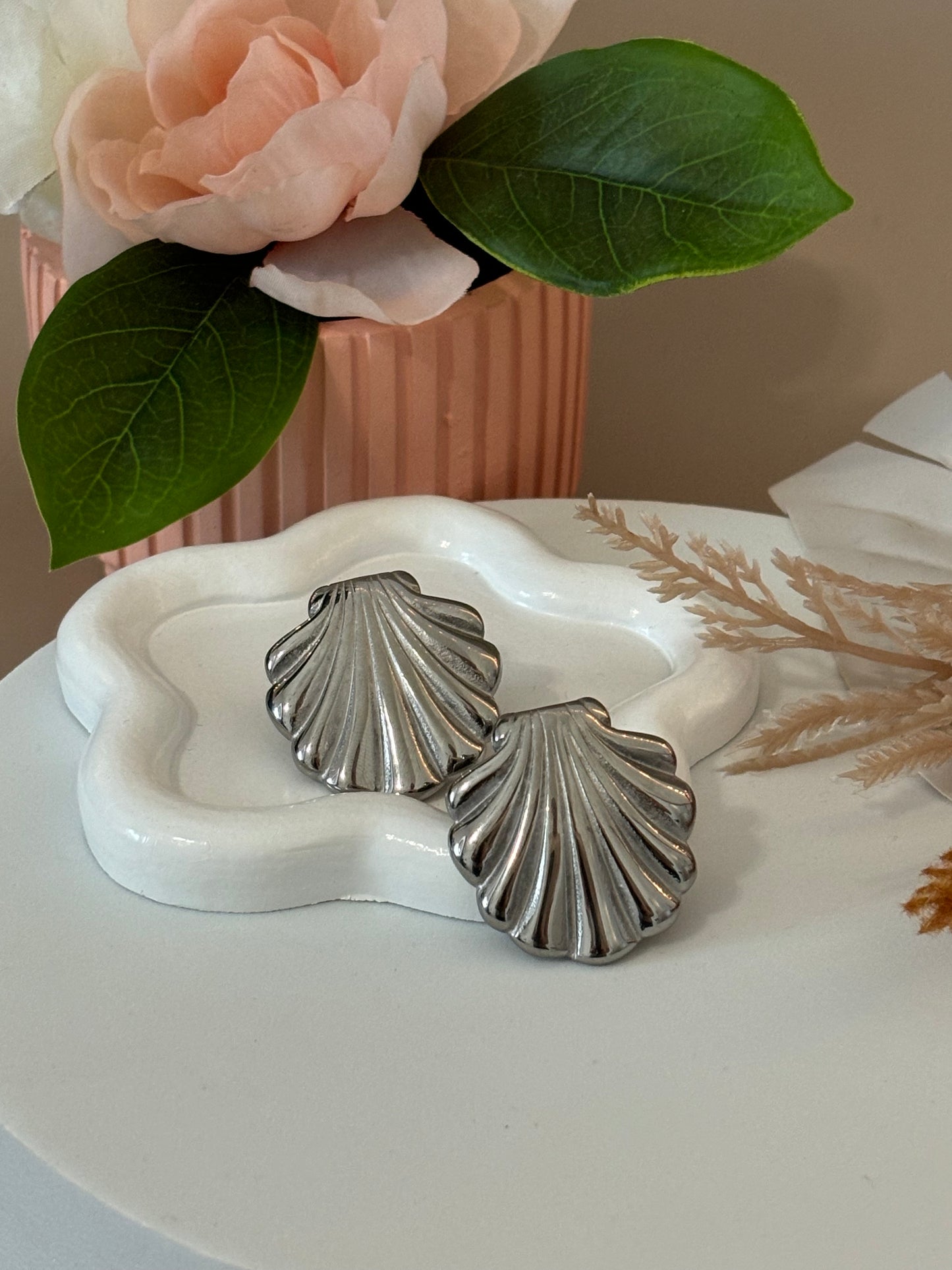 Shell Earrings - Stainless Steel - Drop Style - Silver