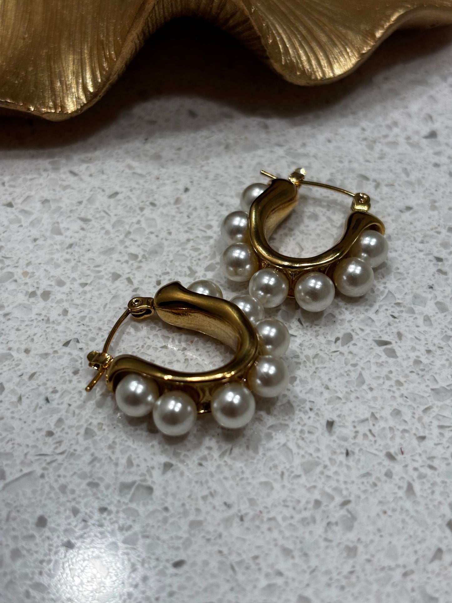 Luna Pearl Earrings