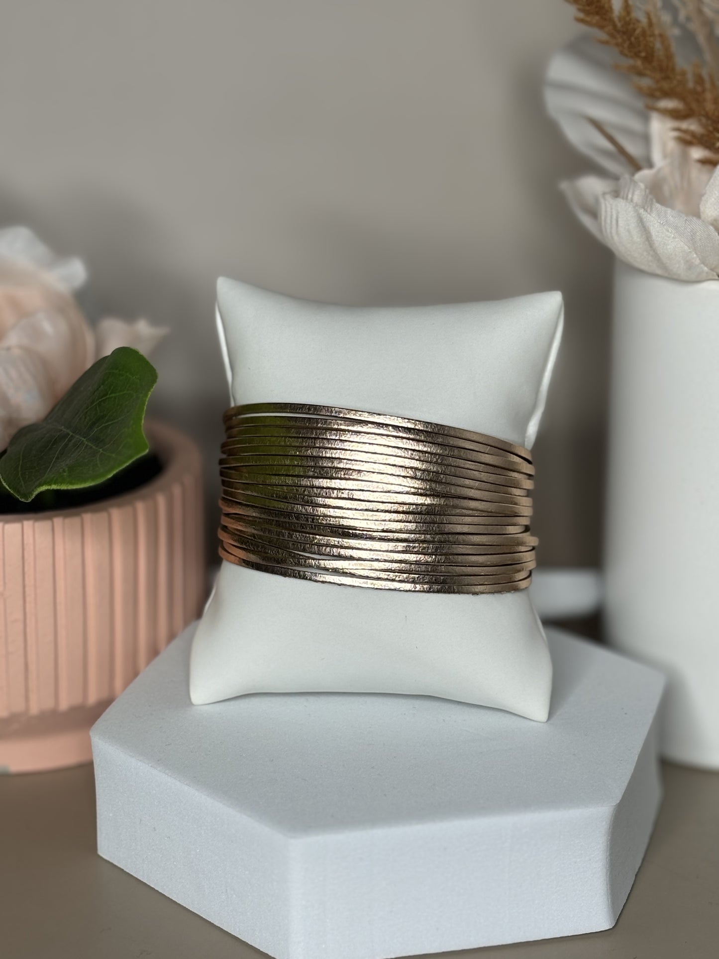 Golden Chic Harmony Bangle
