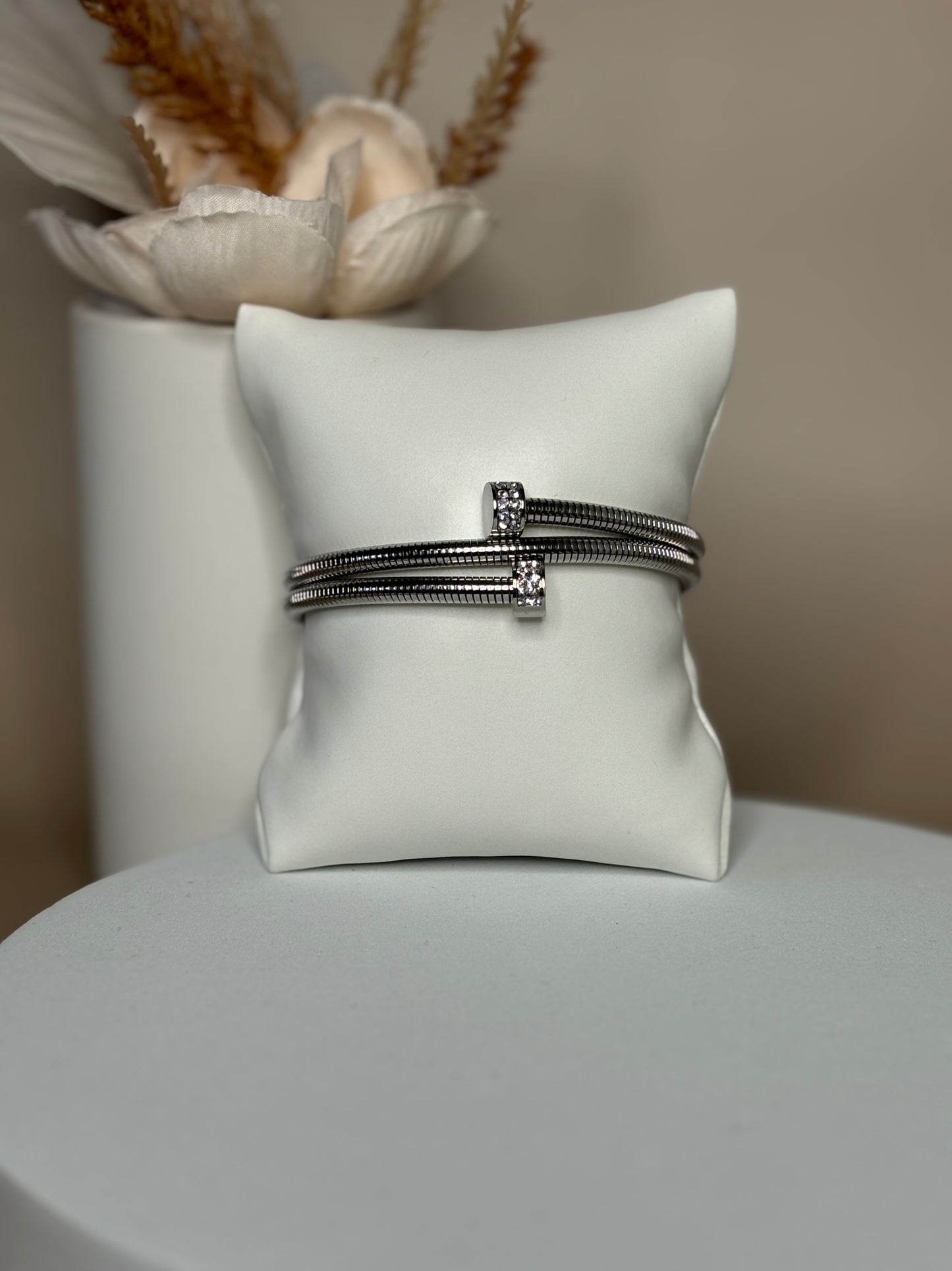 Eternal Loop Bracelet