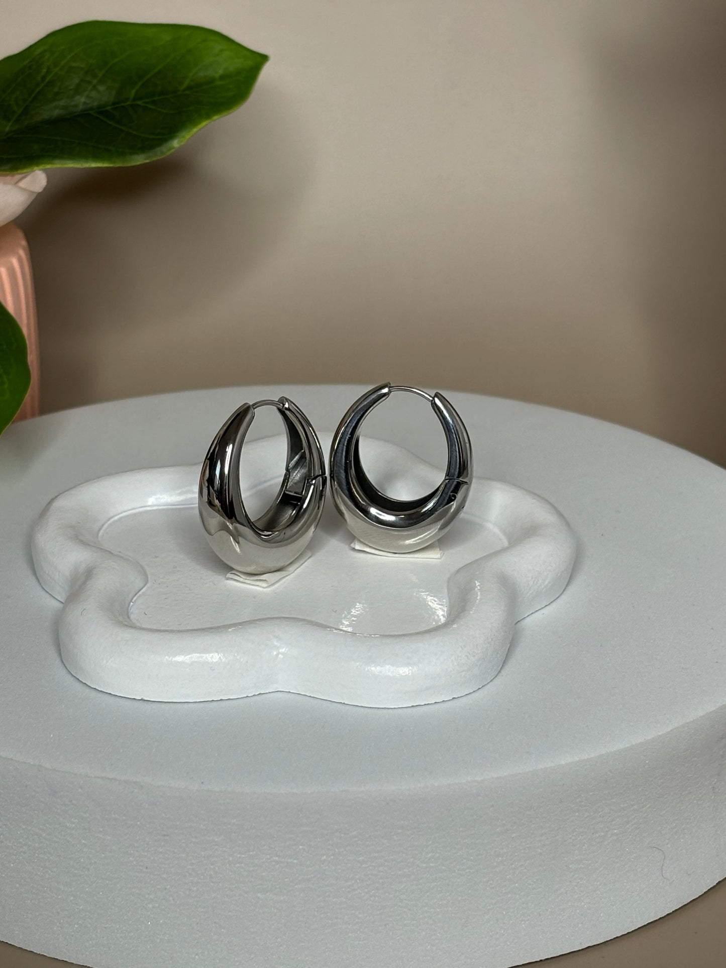 Hollow Earrings - Stainless Steel & 18K Gold Plated - Hoop Style - Gold & Silver