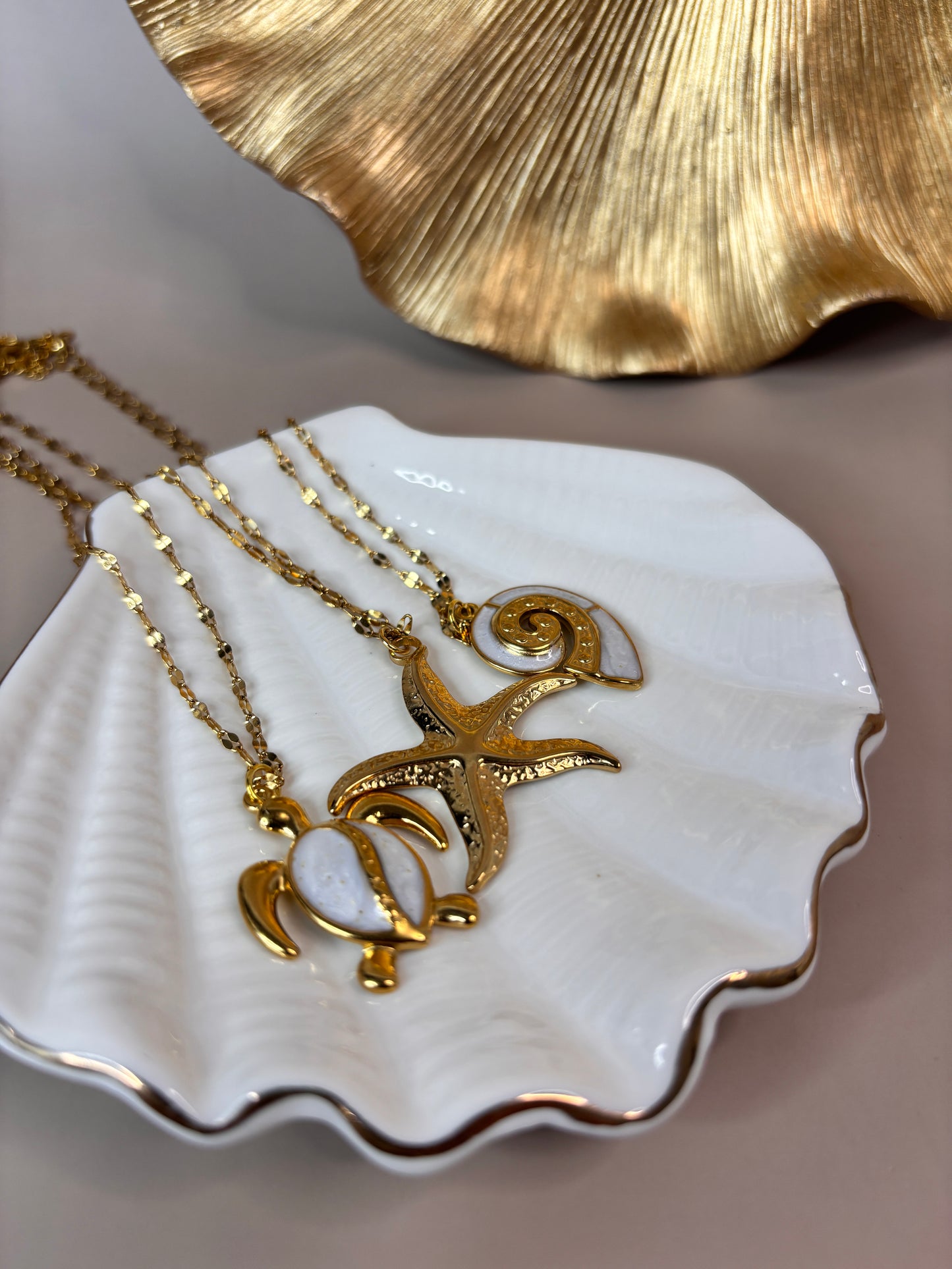 Tortuga Necklace - Gold - Stainless Steel