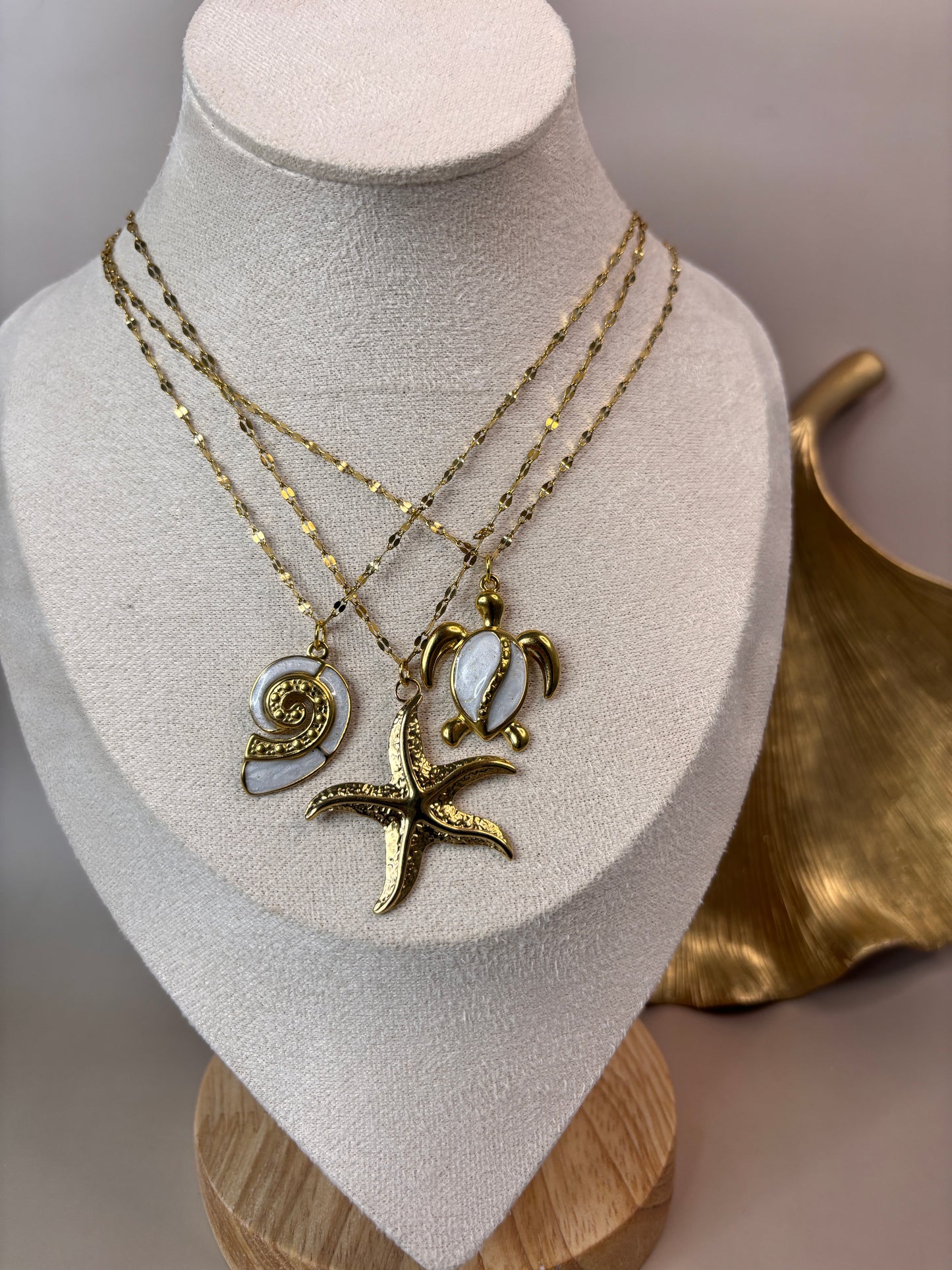 Tortuga Necklace - Gold - Stainless Steel
