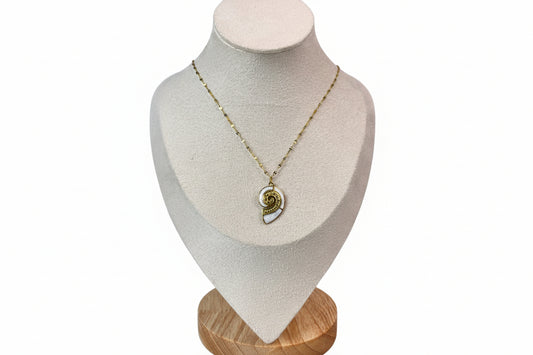 Gold stainless steel conch sea shell pendant necklace.