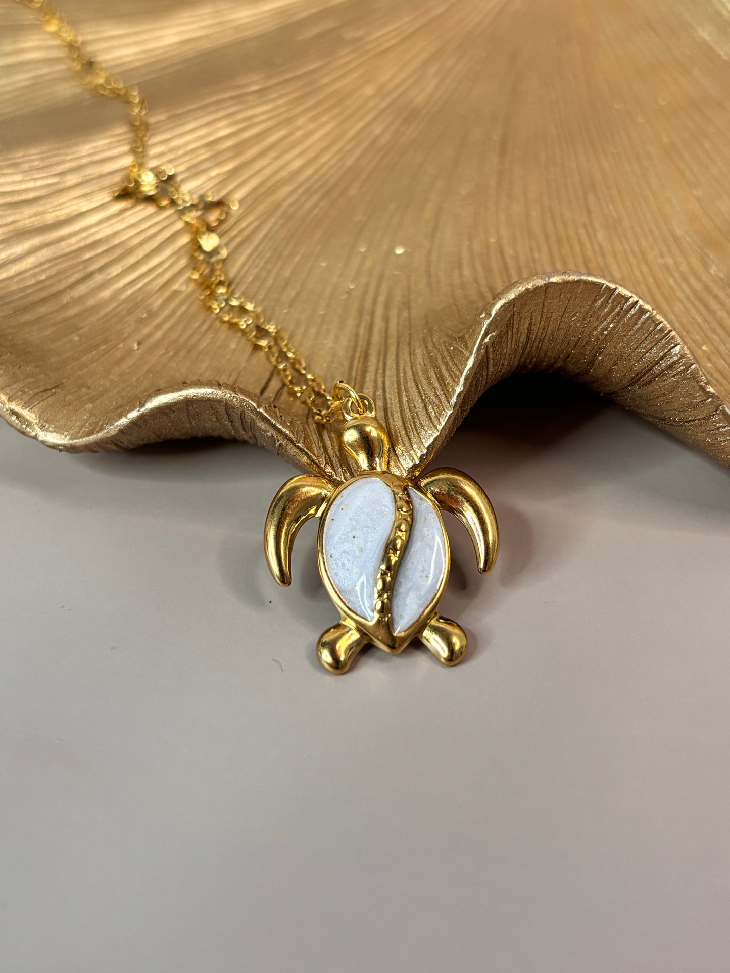 Tortuga Necklace - Gold - Stainless Steel