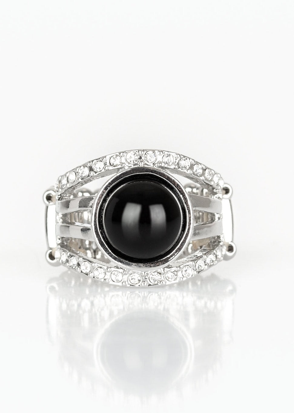 A Big Break - Black Ring (FJ)