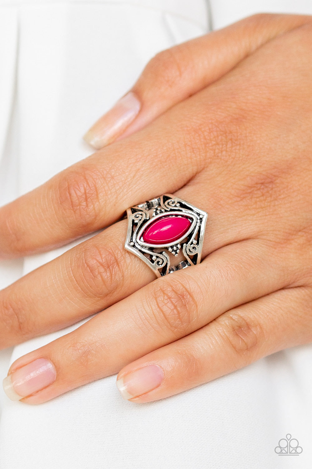 Roamin Rogue - Pink Ring (FJ)