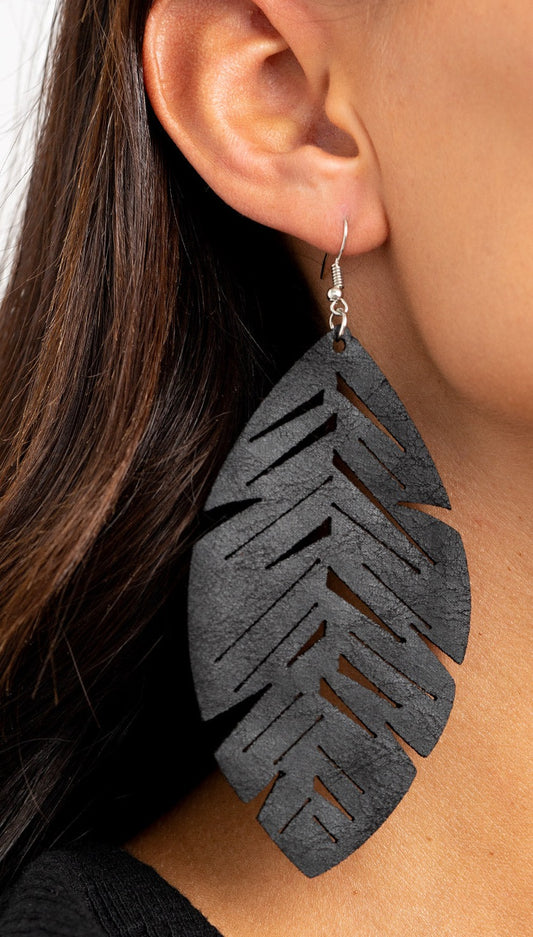 I Want To Fly - Black Earrings