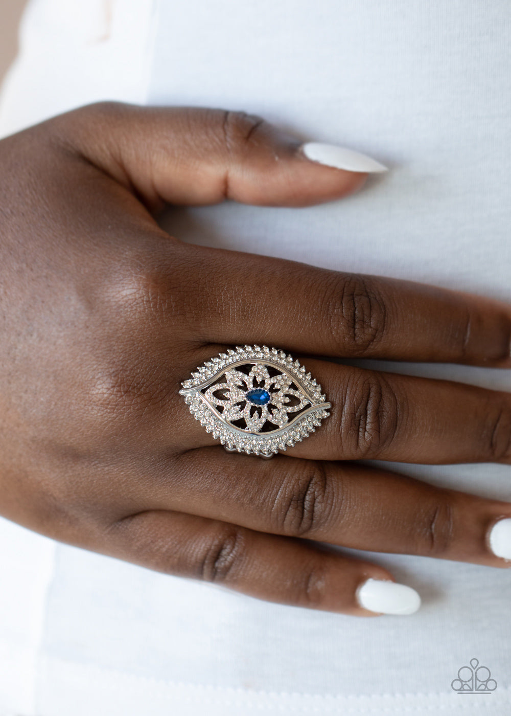Glammed Up Gardens - Blue Ring (FJ)
