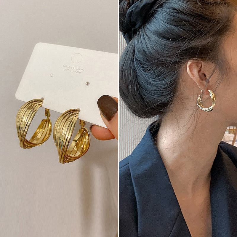 Nadia Earrings - Round Shape - Alloy - Gold