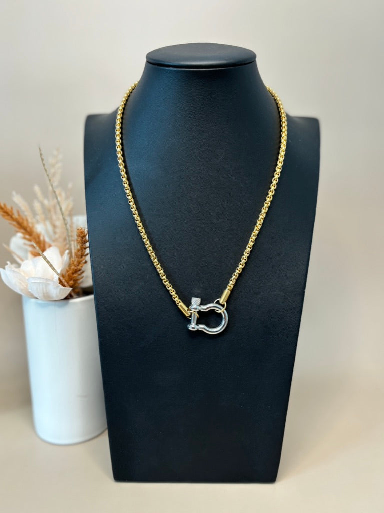 Horse Shoe Necklace