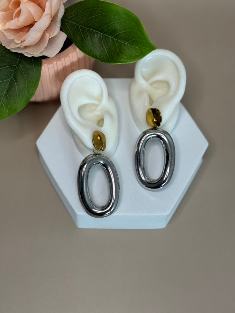 Vintage Oval Earrings - Stainless Steel - Drop Style - Double Tone