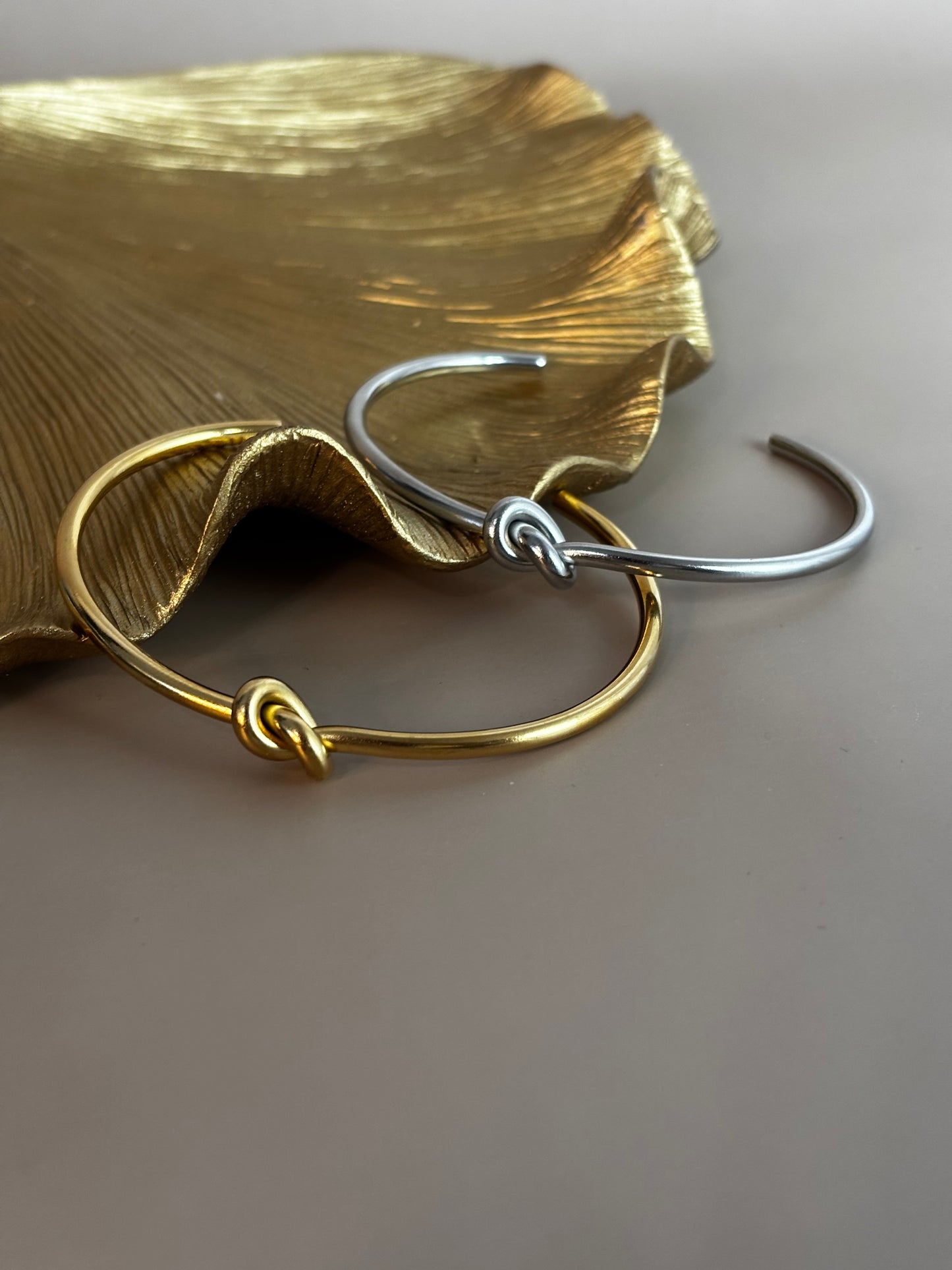 Knotted Bracelet - Adjustable - Titanium Steel - Gold & Silver