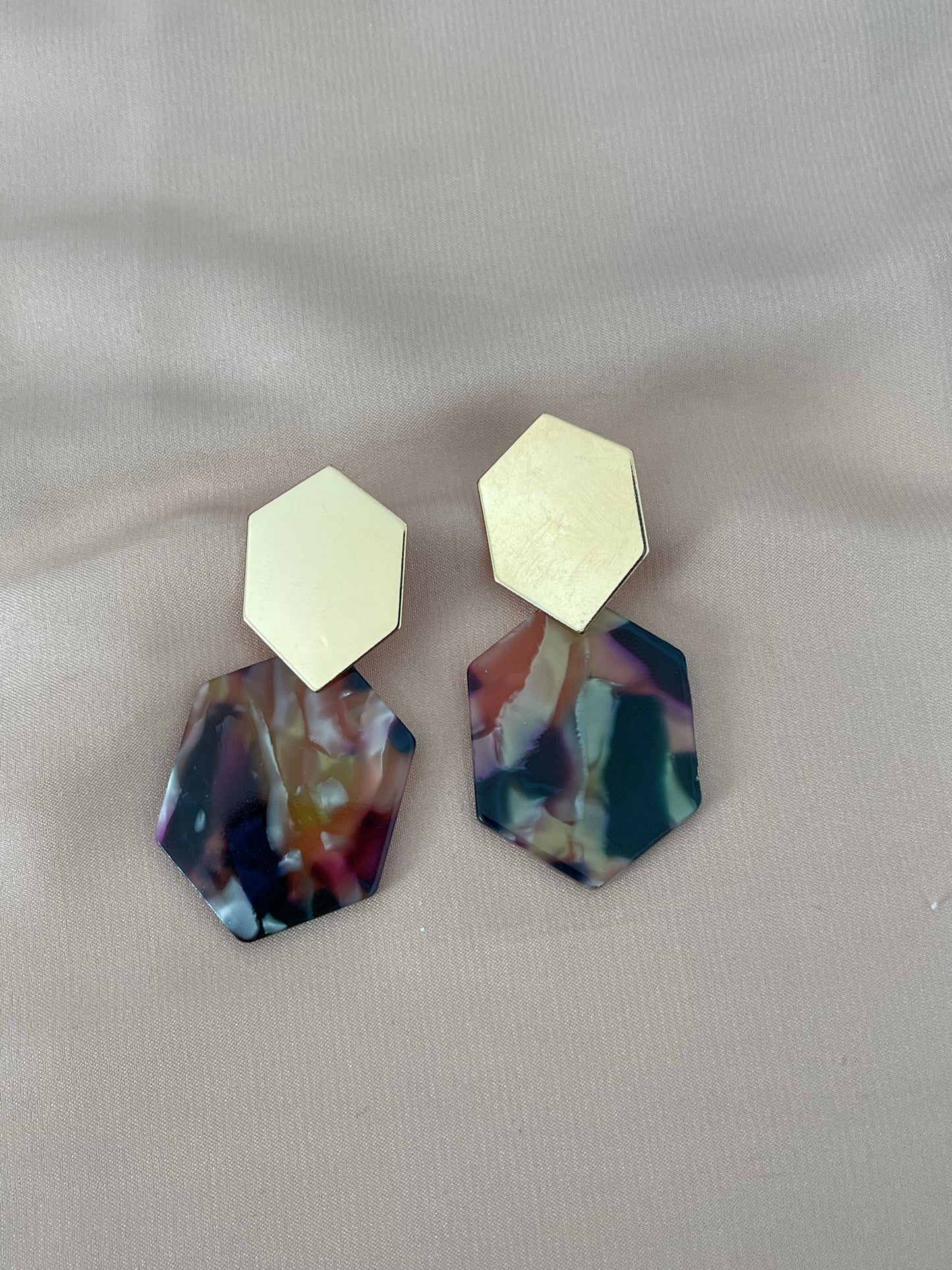 Patty Earrings - Alloy & Acrylic - Purple Tones - Drop Style