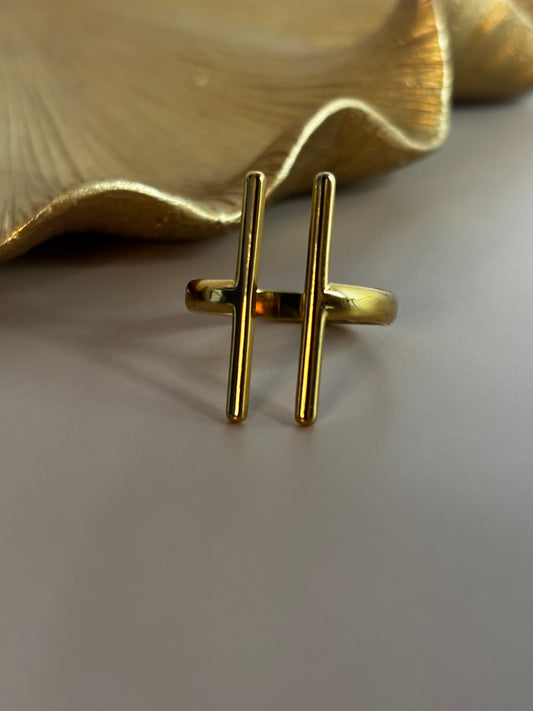 Andromeda Adjusted Ring - Gold