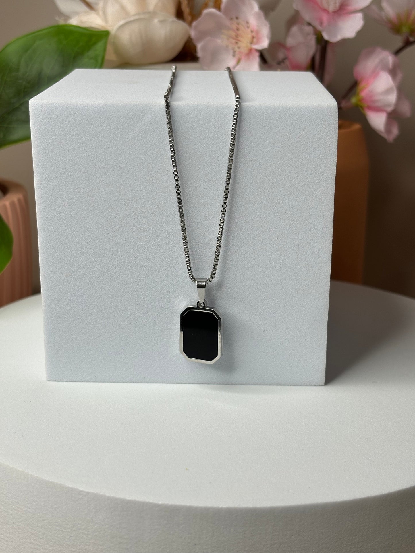 Midnight Elegance Necklace