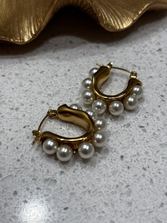 Luna Pearl Earrings