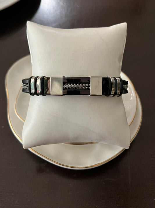 Sleek Essence Bracelet