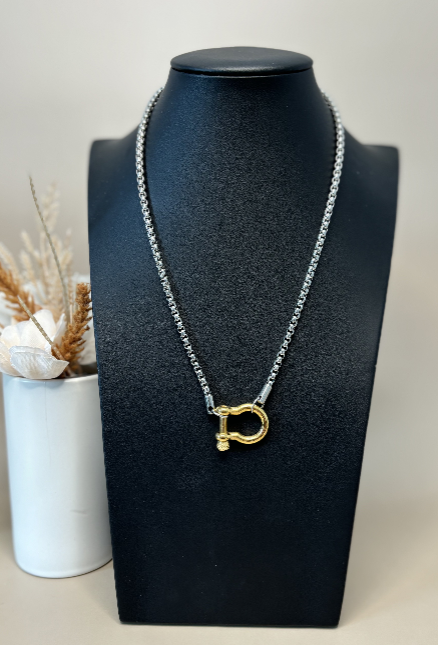 Ray & Horseshoe Layered Necklace Bundle